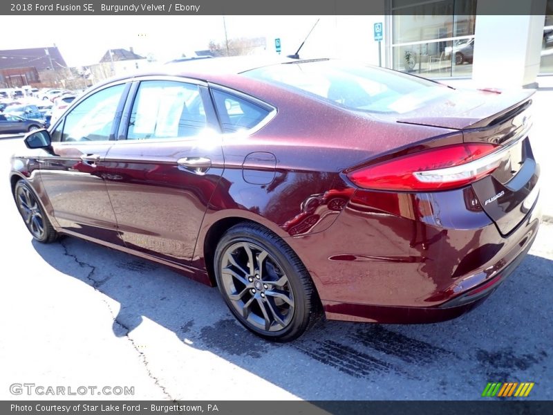 Burgundy Velvet / Ebony 2018 Ford Fusion SE
