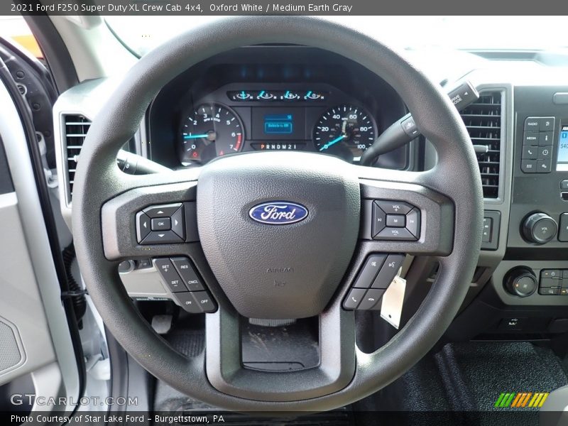 Oxford White / Medium Earth Gray 2021 Ford F250 Super Duty XL Crew Cab 4x4