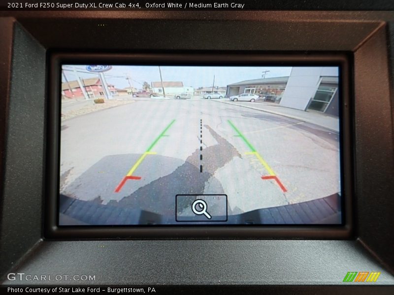 Oxford White / Medium Earth Gray 2021 Ford F250 Super Duty XL Crew Cab 4x4