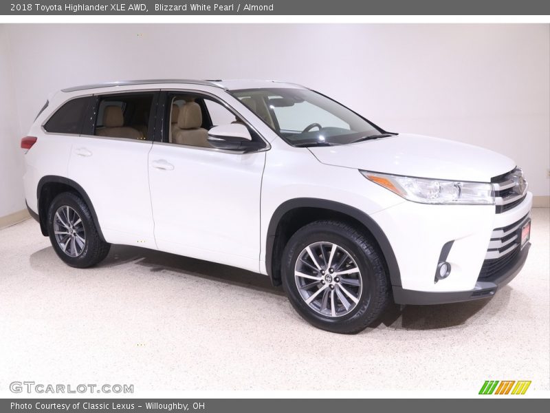 Blizzard White Pearl / Almond 2018 Toyota Highlander XLE AWD
