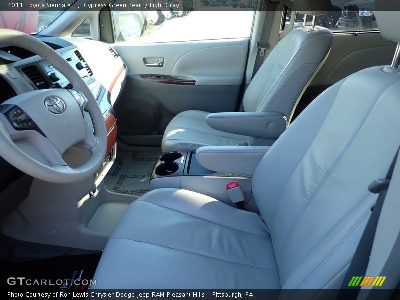 Cypress Green Pearl / Light Gray 2011 Toyota Sienna XLE
