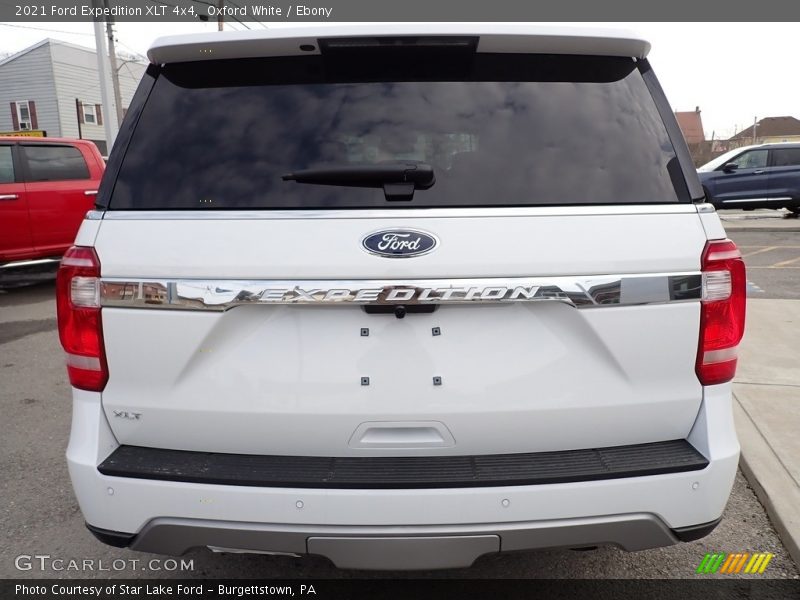Oxford White / Ebony 2021 Ford Expedition XLT 4x4