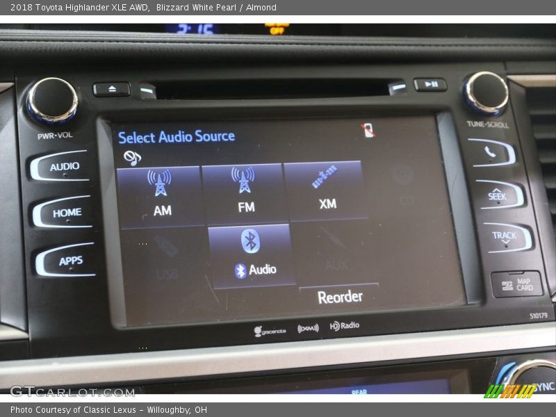 Blizzard White Pearl / Almond 2018 Toyota Highlander XLE AWD