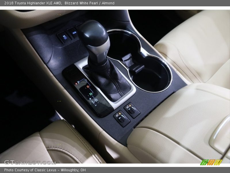 Blizzard White Pearl / Almond 2018 Toyota Highlander XLE AWD