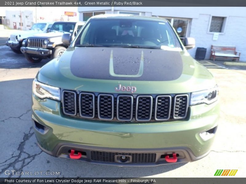 Green Metallic / Ruby Red/Black 2021 Jeep Grand Cherokee Trailhawk 4x4