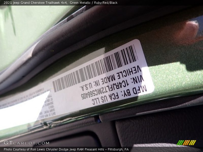 Green Metallic / Ruby Red/Black 2021 Jeep Grand Cherokee Trailhawk 4x4