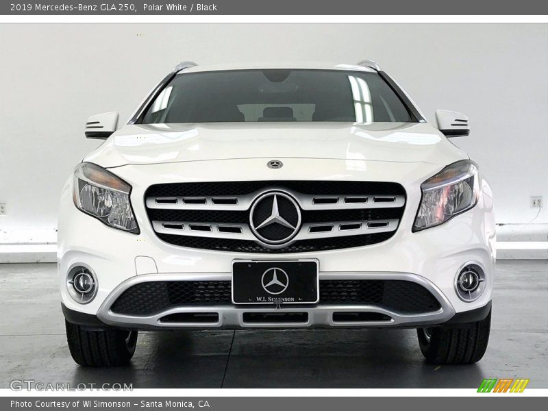 Polar White / Black 2019 Mercedes-Benz GLA 250