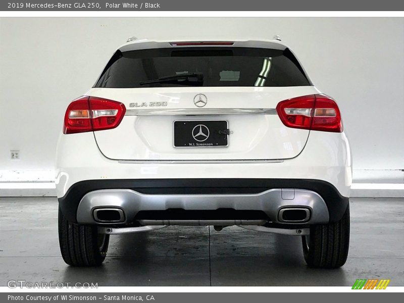Polar White / Black 2019 Mercedes-Benz GLA 250