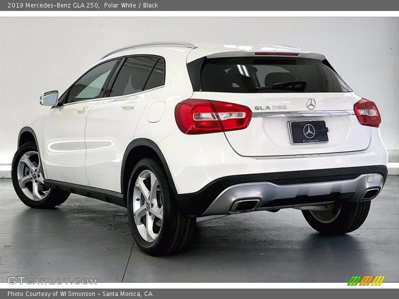 Polar White / Black 2019 Mercedes-Benz GLA 250