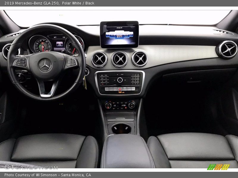 Polar White / Black 2019 Mercedes-Benz GLA 250