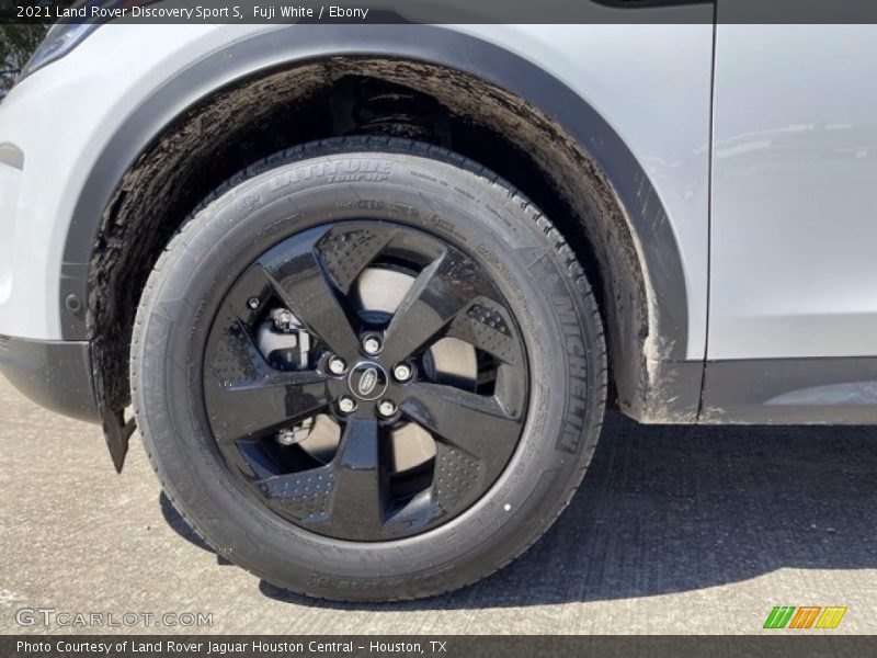 Fuji White / Ebony 2021 Land Rover Discovery Sport S