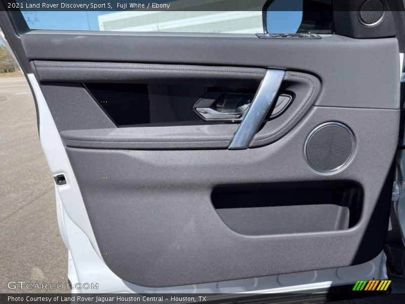 Fuji White / Ebony 2021 Land Rover Discovery Sport S