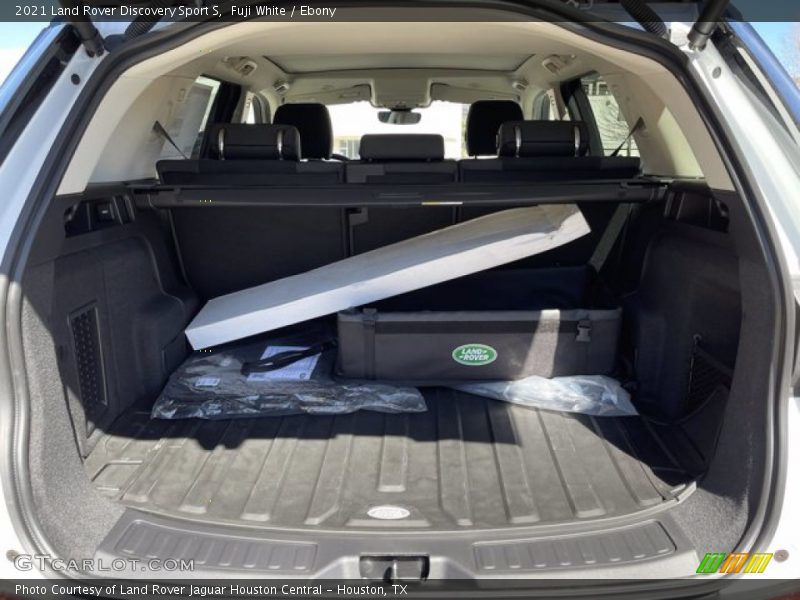 Fuji White / Ebony 2021 Land Rover Discovery Sport S