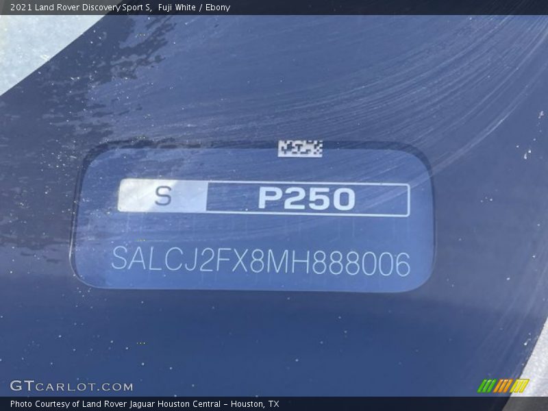 Fuji White / Ebony 2021 Land Rover Discovery Sport S