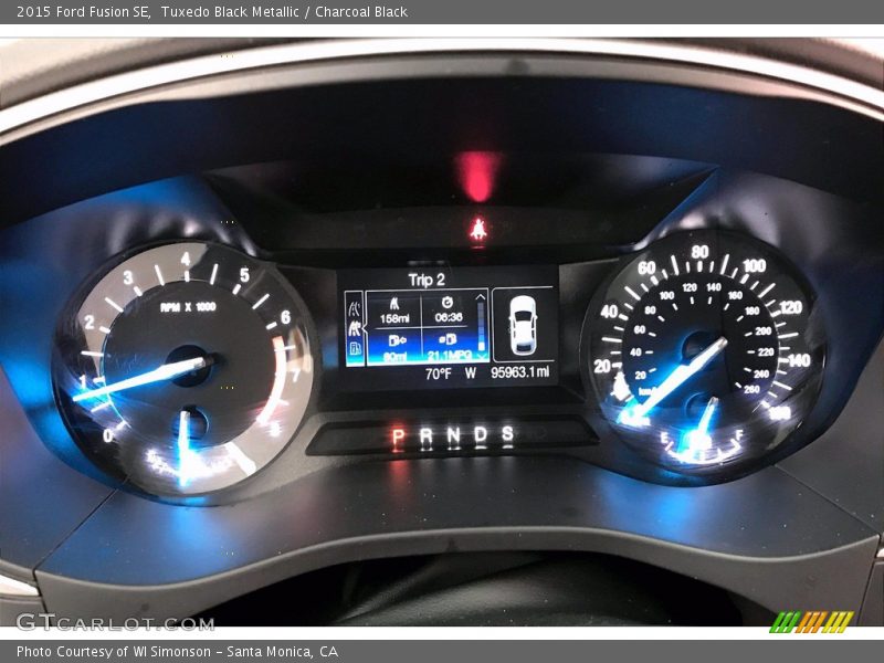 Tuxedo Black Metallic / Charcoal Black 2015 Ford Fusion SE