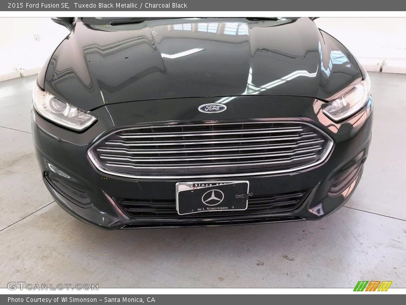 Tuxedo Black Metallic / Charcoal Black 2015 Ford Fusion SE