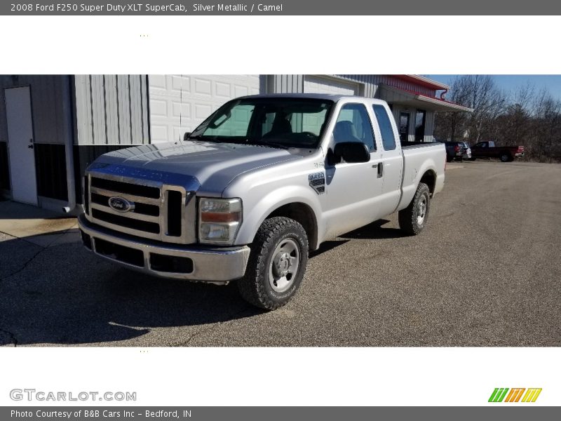 Front 3/4 View of 2008 F250 Super Duty XLT SuperCab