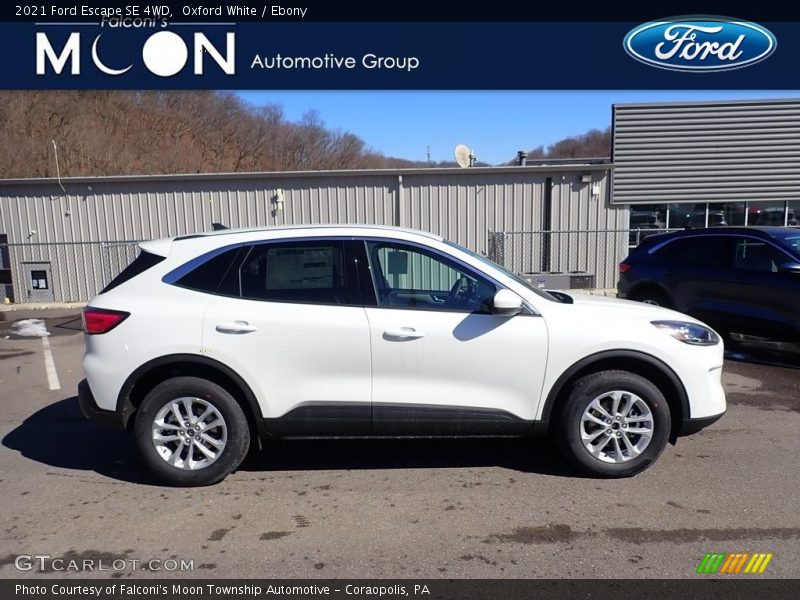 Oxford White / Ebony 2021 Ford Escape SE 4WD