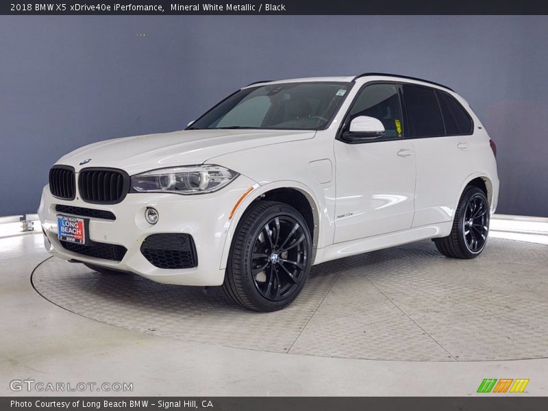 Mineral White Metallic / Black 2018 BMW X5 xDrive40e iPerfomance