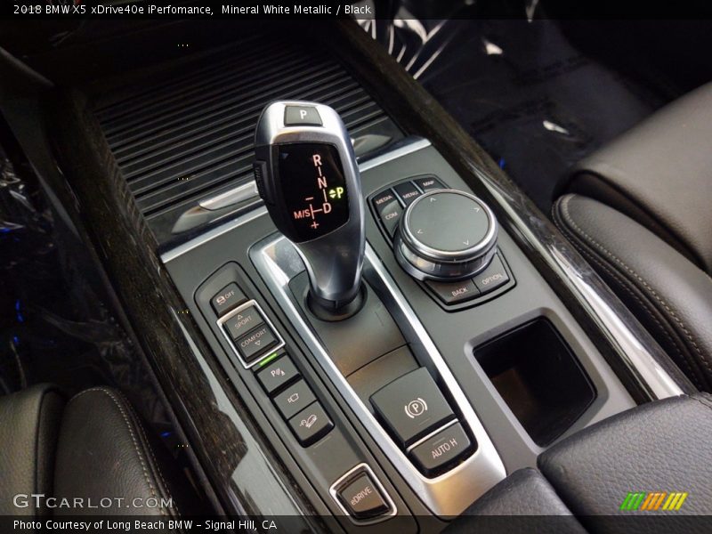 Mineral White Metallic / Black 2018 BMW X5 xDrive40e iPerfomance