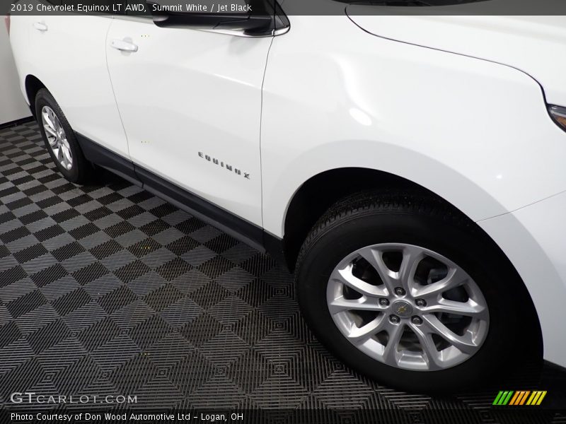 Summit White / Jet Black 2019 Chevrolet Equinox LT AWD