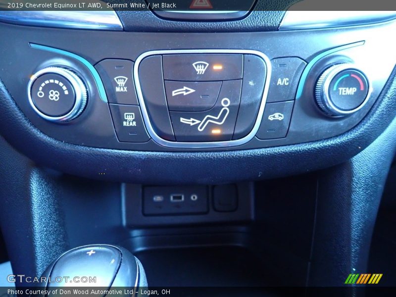 Summit White / Jet Black 2019 Chevrolet Equinox LT AWD