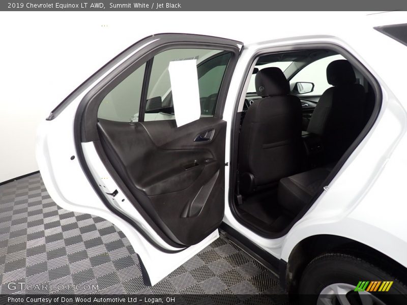 Summit White / Jet Black 2019 Chevrolet Equinox LT AWD