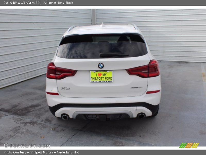 Alpine White / Black 2019 BMW X3 sDrive30i