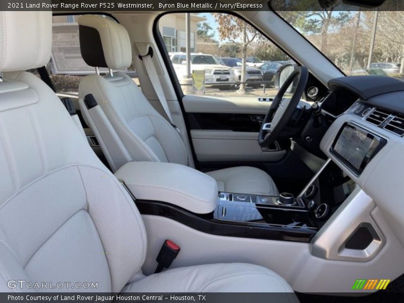 Byron Blue Metallic / Ivory/Espresso 2021 Land Rover Range Rover P525 Westminster