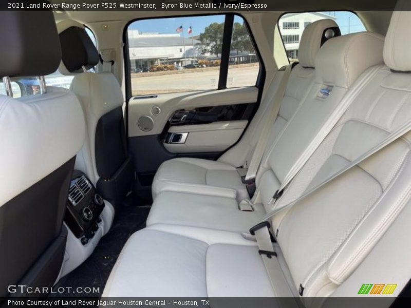 Byron Blue Metallic / Ivory/Espresso 2021 Land Rover Range Rover P525 Westminster