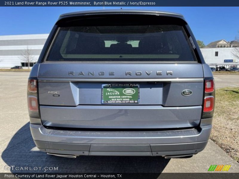 Byron Blue Metallic / Ivory/Espresso 2021 Land Rover Range Rover P525 Westminster