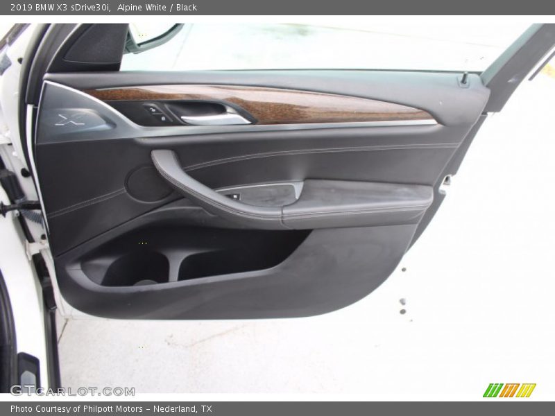 Alpine White / Black 2019 BMW X3 sDrive30i