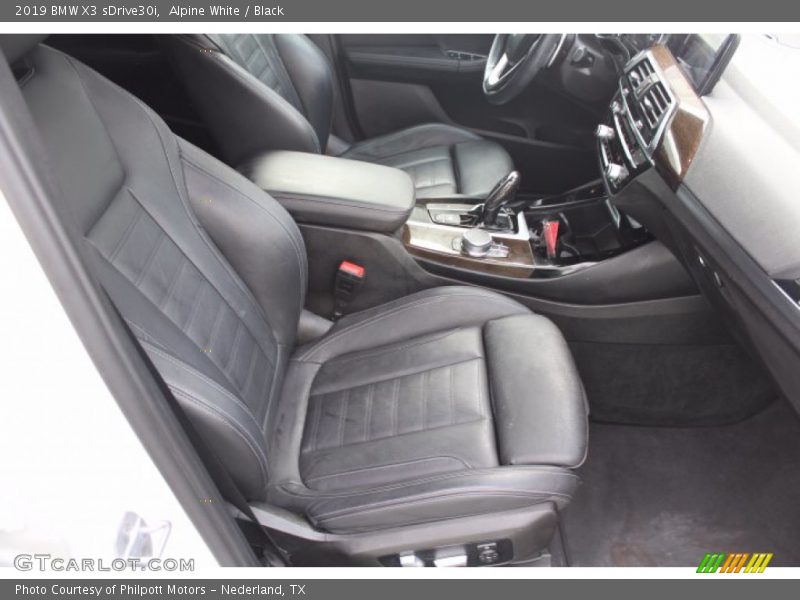 Alpine White / Black 2019 BMW X3 sDrive30i