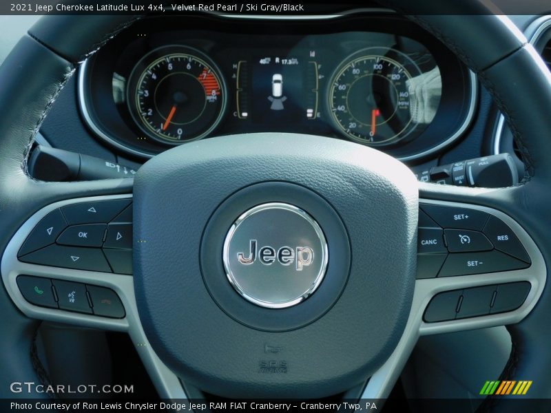  2021 Cherokee Latitude Lux 4x4 Steering Wheel