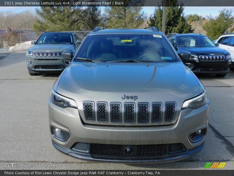 Light Brownstone Pearl / Black 2021 Jeep Cherokee Latitude Lux 4x4