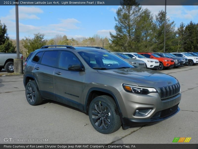 Light Brownstone Pearl / Black 2021 Jeep Cherokee Latitude Lux 4x4
