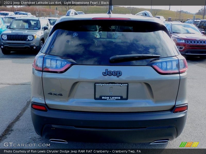 Light Brownstone Pearl / Black 2021 Jeep Cherokee Latitude Lux 4x4