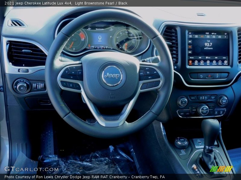 Light Brownstone Pearl / Black 2021 Jeep Cherokee Latitude Lux 4x4