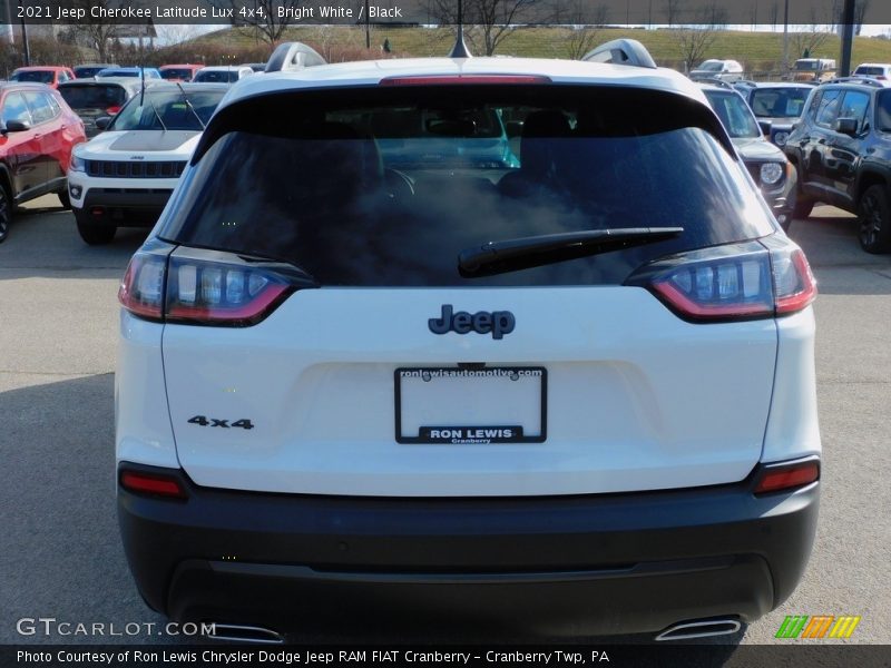Bright White / Black 2021 Jeep Cherokee Latitude Lux 4x4