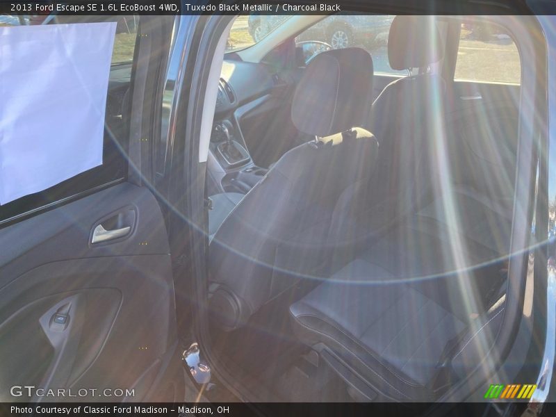 Tuxedo Black Metallic / Charcoal Black 2013 Ford Escape SE 1.6L EcoBoost 4WD
