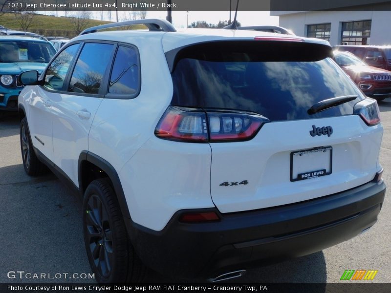 Bright White / Black 2021 Jeep Cherokee Latitude Lux 4x4