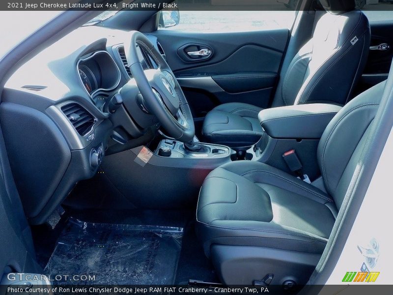 Bright White / Black 2021 Jeep Cherokee Latitude Lux 4x4