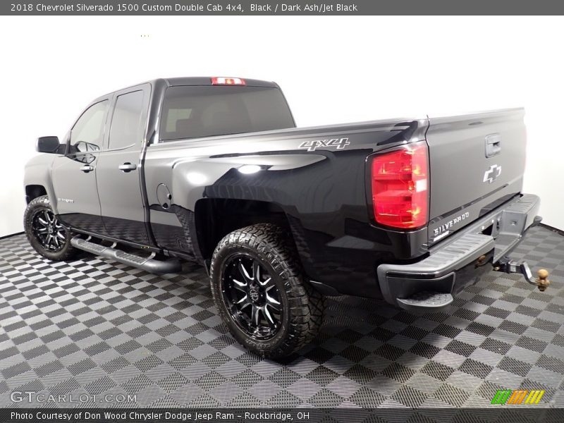 Black / Dark Ash/Jet Black 2018 Chevrolet Silverado 1500 Custom Double Cab 4x4