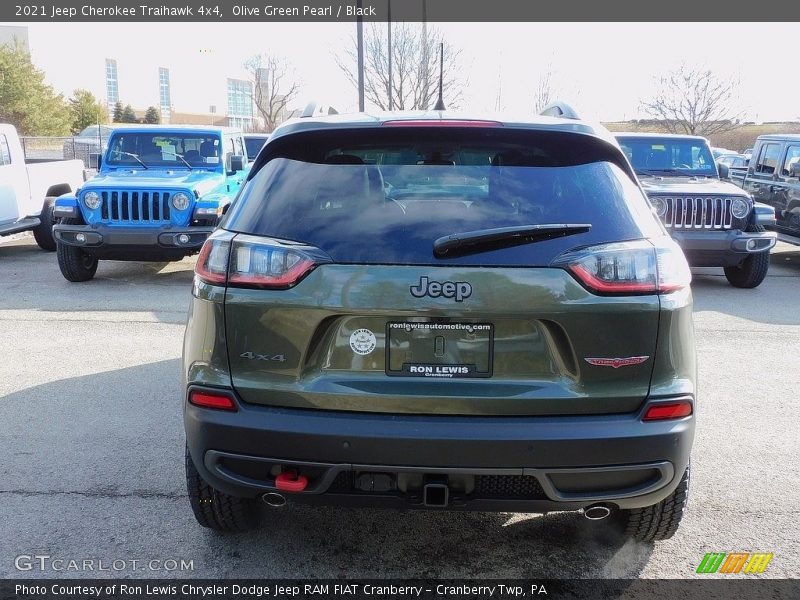 Olive Green Pearl / Black 2021 Jeep Cherokee Traihawk 4x4