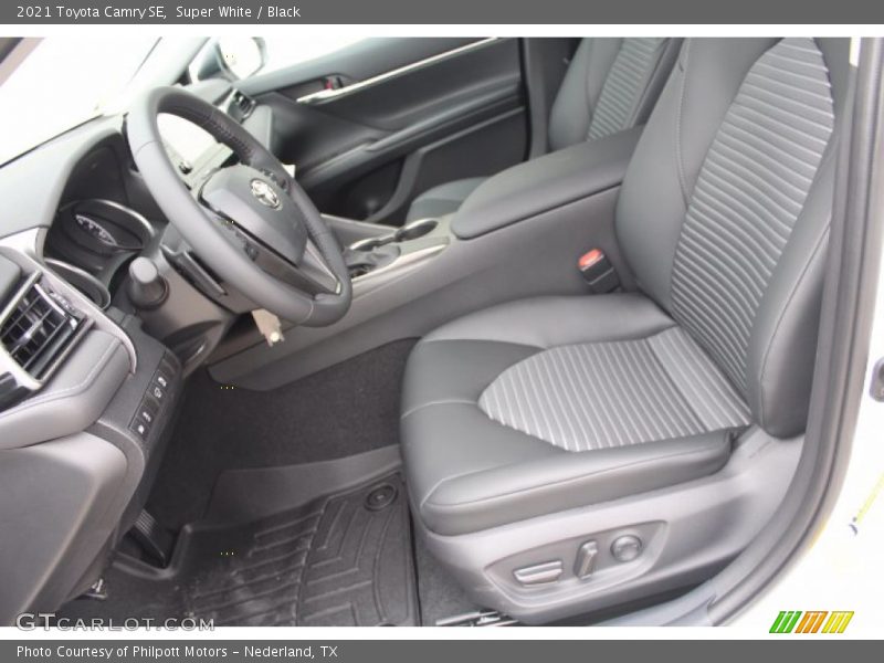 Super White / Black 2021 Toyota Camry SE
