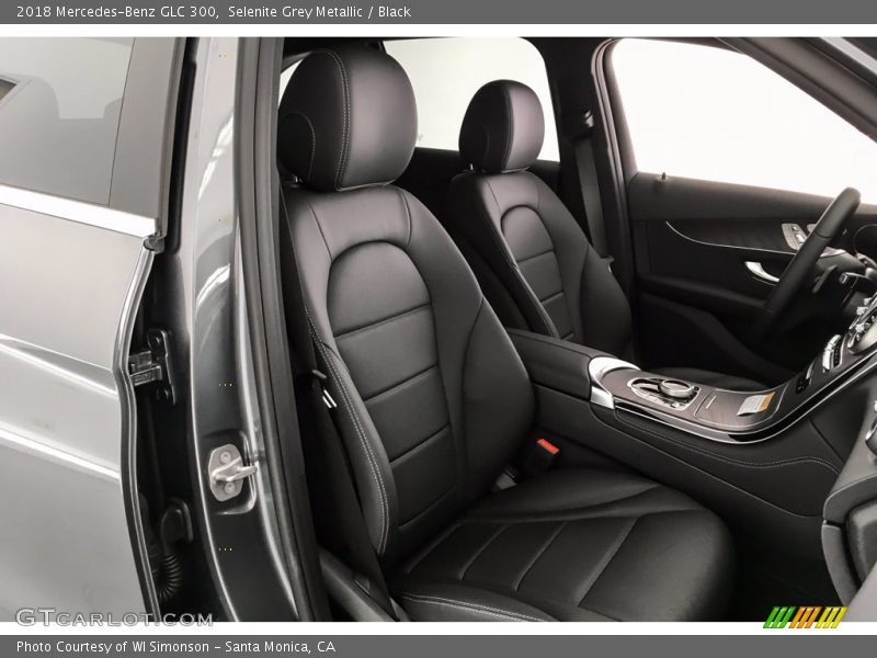 Selenite Grey Metallic / Black 2018 Mercedes-Benz GLC 300