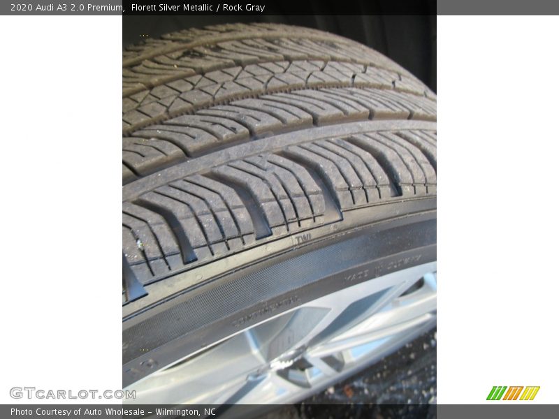 Florett Silver Metallic / Rock Gray 2020 Audi A3 2.0 Premium