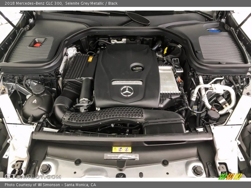 Selenite Grey Metallic / Black 2018 Mercedes-Benz GLC 300
