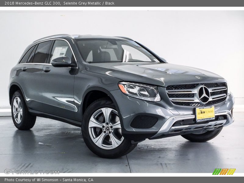 Selenite Grey Metallic / Black 2018 Mercedes-Benz GLC 300