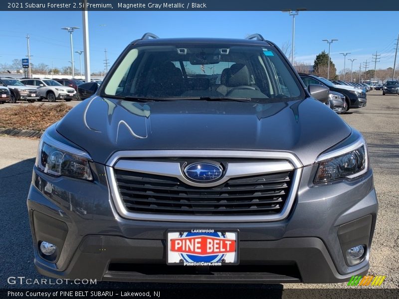 Magnetite Gray Metallic / Black 2021 Subaru Forester 2.5i Premium